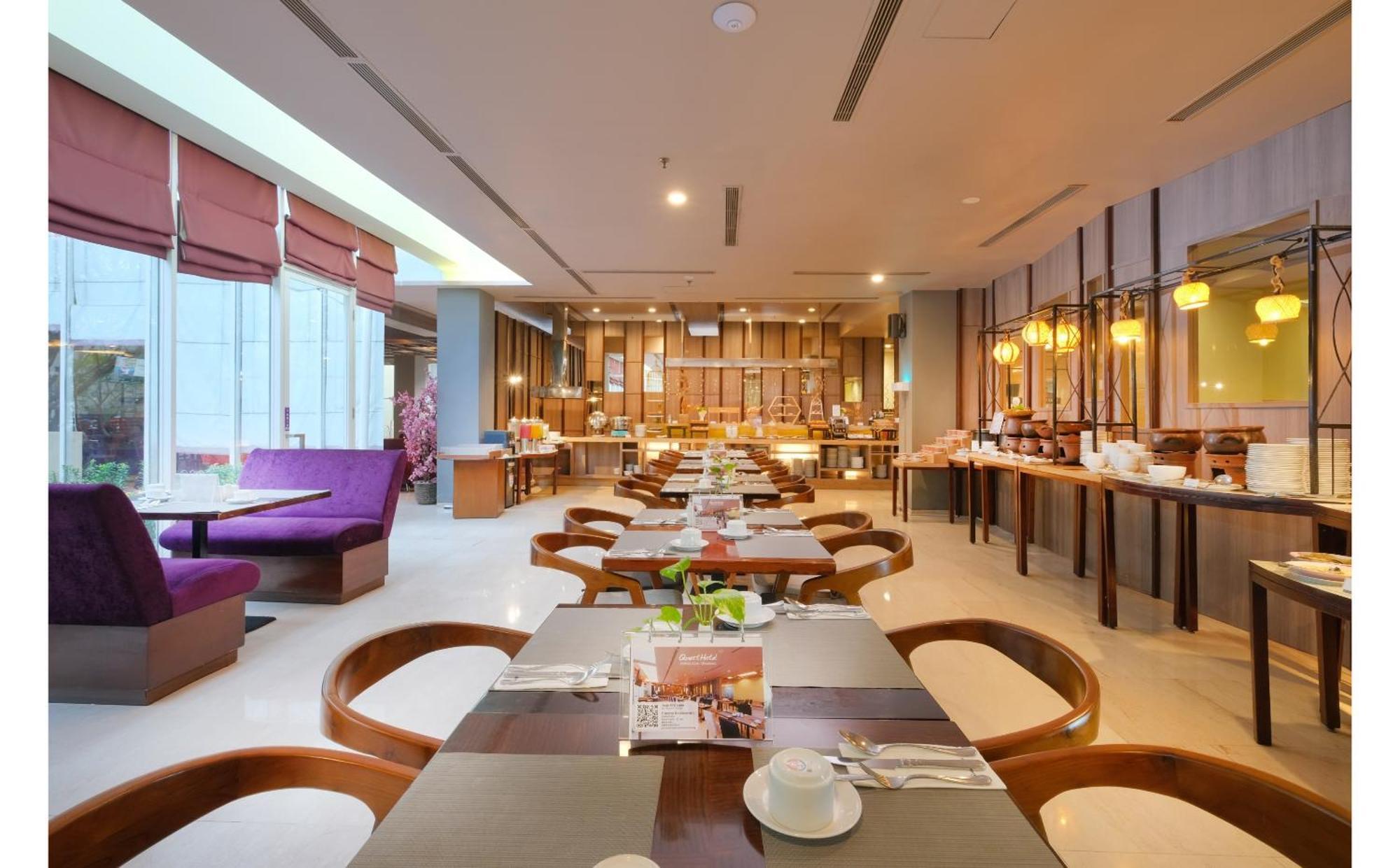 Quest Hotel Simpang Lima - Semarang By Aston Exterior foto